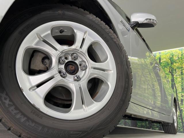 プリウス Ｓ　純正ＳＤナビ　バックカメラ　禁煙車　スマートキー　ビルトインＥＴＣ　オートエアコン　Ｂｌｕｅｔｏｏｔｈ　ＣＤ　ＤＶＤ再生　フルセグ（14枚目）
