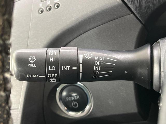 プリウス Ｓ　純正ＳＤナビ　バックカメラ　禁煙車　スマートキー　ビルトインＥＴＣ　オートエアコン　Ｂｌｕｅｔｏｏｔｈ　ＣＤ　ＤＶＤ再生　フルセグ（44枚目）