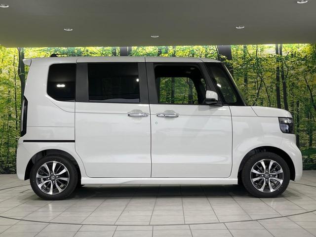 Ｎ－ＢＯＸカスタム ベースグレード　届出済未使用車　両側電動ドア　バックカメラ　衝突被害軽減システム　レーダークルーズ　コーナーセンサー　スマートキー　ＬＥＤヘッド　オートハイビーム　オートライト　オートエアコン　純正１４インチアルミ（17枚目）