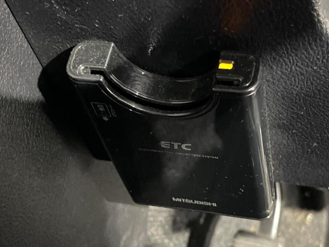 シエンタ Ｇ　クエロ　４ＷＤ　電動スライドドア　ＳＤナビ　バックカメラ　寒冷地仕様　Ｂｌｕｅｔｏｏｔｈ　ＥＴＣ　ワンセグ　ＣＤ　ステアリングスイッチ　横滑り防止システム　ドアバイザー　プライバシーガラス（35枚目）