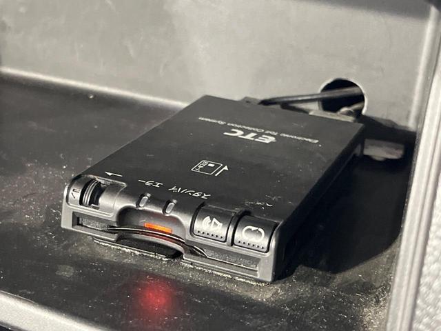 デイズ ライダー　ハイウェイスター　Ｘ　純正ナビ　バックカメラ　禁煙車　スマートキー　ＨＩＤヘッド　オートエアコン　純正１４インチアルミ　ＣＤ　ＤＶＤ再生　フルセグ（5枚目）
