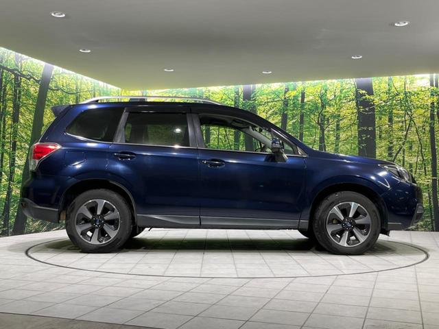フォレスター ２．０ｉ－Ｌ　アイサイト　４ＷＤ　バックカメラ　衝突被害軽減システム　レーダークルーズ　パワーシート　ドラレコ　ＬＥＤヘッド　ＥＴＣ　オートライト　デュアルエアコン　純正１７インチアルミ　Ｂｌｕｅｔｏｏｔｈ　ＣＤ　ＤＶＤ再生（17枚目）