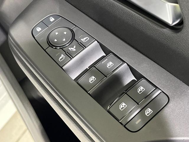 セレナ ハイウェイスターＶ　４ＷＤ　登録済未使用車　純正１２型ナビ　両側電動ドア　全周囲カメラ　衝突被害軽減システム　レーダークルーズ　ドラレコ　コーナーセンサー　ＬＥＤヘッド　オートハイビーム　オートライト　デュアルエアコン（38枚目）