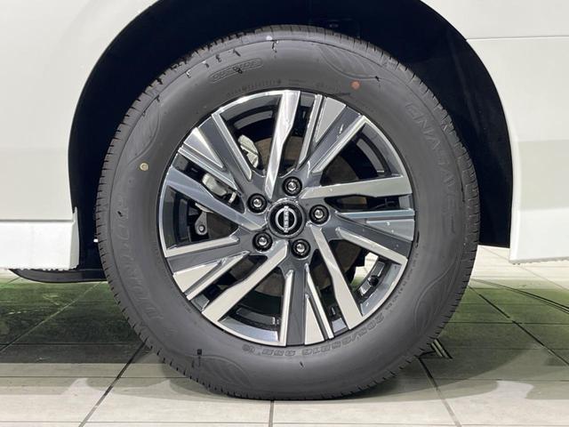 セレナ ハイウェイスターＶ　４ＷＤ　登録済未使用車　純正１２型ナビ　両側電動ドア　全周囲カメラ　衝突被害軽減システム　レーダークルーズ　ドラレコ　コーナーセンサー　ＬＥＤヘッド　オートハイビーム　オートライト　デュアルエアコン（63枚目）
