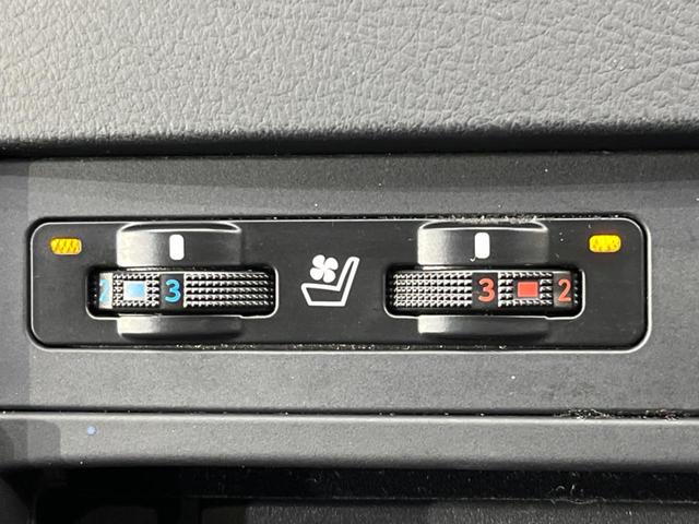 RX RX450h バージョンL サンルーフ 4WD 後期型 禁煙車 純正ナビ バックカメラ ETC Bluetooth フルセグ 前席シートヒーター 前席パワーシート LEDヘッド クルコン ステアリングヒーター スマートキー(6枚目)