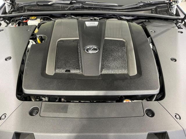 LS LS500 Fスポーツ 4WD 純正ナビ 全周囲カメラ 衝突被害軽減システム レーダークルーズ 禁煙車 電動リアゲート 白レザーシート 全席シートヒーター 前席シートエアコン ドラレコ コーナーセンサー スマートキー(18枚目)