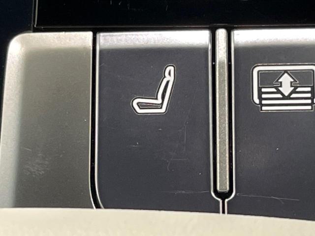 LS LS500 Fスポーツ 4WD 純正ナビ 全周囲カメラ 衝突被害軽減システム レーダークルーズ 禁煙車 電動リアゲート 白レザーシート 全席シートヒーター 前席シートエアコン ドラレコ コーナーセンサー スマートキー(60枚目)