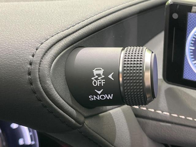 LS LS500 Fスポーツ 4WD 純正ナビ 全周囲カメラ 衝突被害軽減システム レーダークルーズ 禁煙車 電動リアゲート 白レザーシート 全席シートヒーター 前席シートエアコン ドラレコ コーナーセンサー スマートキー(62枚目)