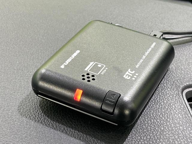 ムーヴキャンバス ストライプスG 両側電動ドア SDナビ バックカメラ 衝突被害軽減システム 禁煙車 コーナーセンサー スマートキー LEDヘッド オートハイビーム オートライト オートエアコン CD DVD再生 フルセグ(8枚目)