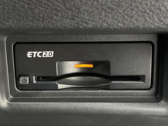 セレナ ハイウェイスターＶ　４ＷＤ　純正１２．３型ナビ　両側電動スライド　プロパイロット　禁煙車　全周囲カメラ　ＥＴＣ２．０　Ｂｌｕｅｔｏｏｔｈ　フルセグ　スマートキー　シートヒーター　ブラインドスポットモニター　ＬＥＤヘッド（43枚目）