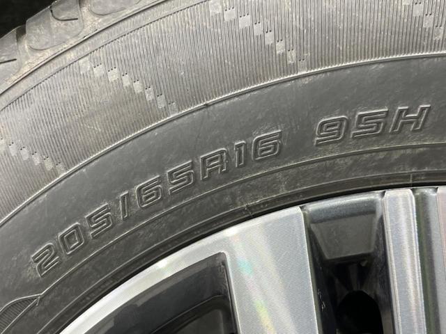 セレナ ハイウェイスターＶ　４ＷＤ　純正１２．３型ナビ　両側電動スライド　プロパイロット　禁煙車　全周囲カメラ　ＥＴＣ２．０　Ｂｌｕｅｔｏｏｔｈ　フルセグ　スマートキー　シートヒーター　ブラインドスポットモニター　ＬＥＤヘッド（70枚目）