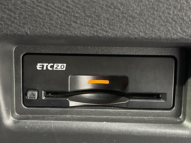 セレナ ハイウェイスターＶ　４ＷＤ　両側電動スライドドア　純正ナビ　全周囲カメラ　エマージェンシーブレーキ　プロパイロット　レーダークルーズ　禁煙車　シートヒーター　スマートキー　ＥＴＣ２．０　ステアリングヒーター　オートライト（40枚目）
