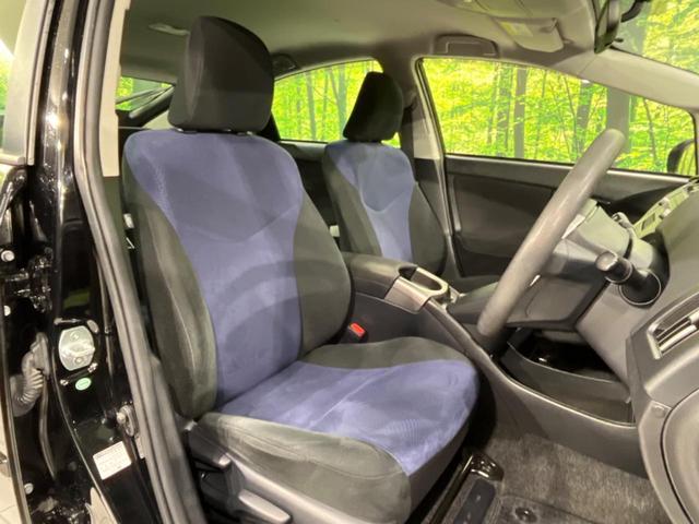 プリウス S 禁煙車 スマートキー HIDヘッド オートライト オートエアコン 純正オーディオ CD 純正アルミ 盗難防止システム プライバシーガラス(8枚目)