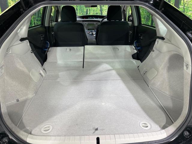 プリウス S 禁煙車 スマートキー HIDヘッド オートライト オートエアコン 純正オーディオ CD 純正アルミ 盗難防止システム プライバシーガラス(10枚目)