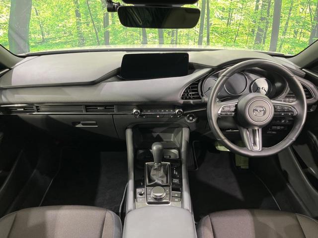 ＭＡＺＤＡ３ファストバック ２０Ｓプロアクティブ　ツーリングセレクション　純正８．８型ナビ　全周囲カメラ　衝突被害軽減システム　レーダークルーズ　禁煙車　パワーシート　ドラレコ　コーナーセンサー　スマートキー　ＬＥＤヘッド　ビルトインＥＴＣ　オートハイビーム　オートライト（2枚目）