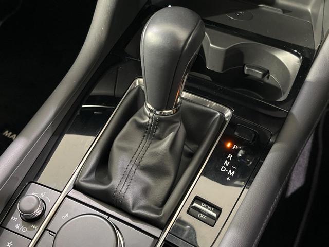 ＭＡＺＤＡ３ファストバック ２０Ｓプロアクティブ　ツーリングセレクション　純正８．８型ナビ　全周囲カメラ　衝突被害軽減システム　レーダークルーズ　禁煙車　パワーシート　ドラレコ　コーナーセンサー　スマートキー　ＬＥＤヘッド　ビルトインＥＴＣ　オートハイビーム　オートライト（29枚目）