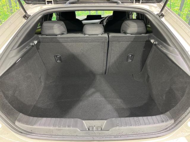 ＭＡＺＤＡ３ファストバック ２０Ｓプロアクティブ　ツーリングセレクション　純正８．８型ナビ　全周囲カメラ　衝突被害軽減システム　レーダークルーズ　禁煙車　パワーシート　ドラレコ　コーナーセンサー　スマートキー　ＬＥＤヘッド　ビルトインＥＴＣ　オートハイビーム　オートライト（40枚目）