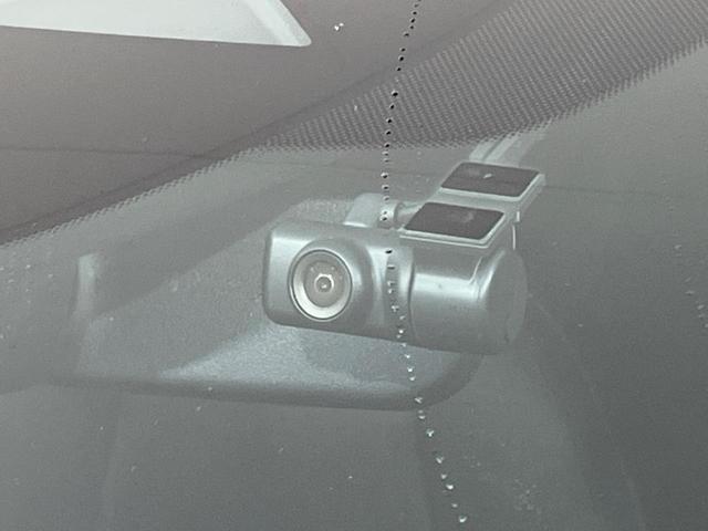 ＭＡＺＤＡ３ファストバック ２０Ｓプロアクティブ　ツーリングセレクション　純正８．８型ナビ　全周囲カメラ　衝突被害軽減システム　レーダークルーズ　禁煙車　パワーシート　ドラレコ　コーナーセンサー　スマートキー　ＬＥＤヘッド　ビルトインＥＴＣ　オートハイビーム　オートライト（68枚目）