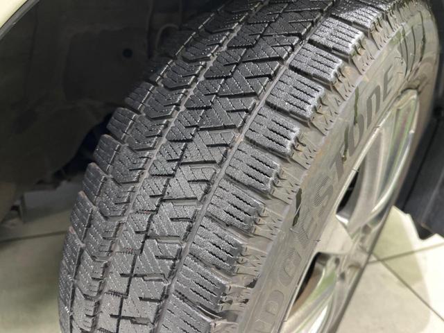 フィットハイブリッド シーズ ファインスタイル 純正ナビ バックカメラ 禁煙車 ETC Bluetooth スマートキー シートヒーター HIDヘッド クルーズコントロール オートライト ステアリングスイッチ 15インチアルミ CD ワンセグ(54枚目)