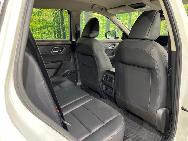 エクストレイル G e-4ORCE 4WD 純正12型ナビ 全周囲カメラ 衝突被害軽減システム レーダークルーズ 電動リアゲート レザーシート コーナーセンサー スマートキー LEDヘッド ETC2.0 オートハイビーム オートライト(11枚目)