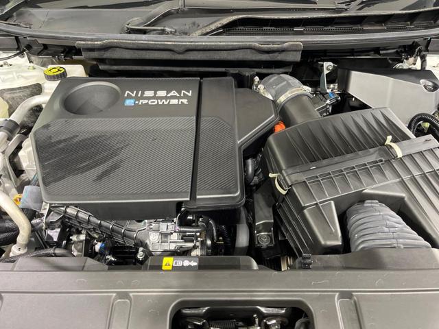 エクストレイル G e-4ORCE 4WD 純正12型ナビ 全周囲カメラ 衝突被害軽減システム レーダークルーズ 電動リアゲート レザーシート コーナーセンサー スマートキー LEDヘッド ETC2.0 オートハイビーム オートライト(19枚目)