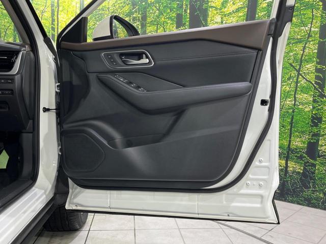 エクストレイル G e-4ORCE 4WD 純正12型ナビ 全周囲カメラ 衝突被害軽減システム レーダークルーズ 電動リアゲート レザーシート コーナーセンサー スマートキー LEDヘッド ETC2.0 オートハイビーム オートライト(33枚目)