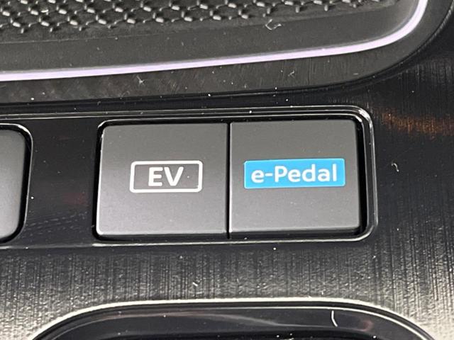 エクストレイル G e-4ORCE 4WD 純正12型ナビ 全周囲カメラ 衝突被害軽減システム レーダークルーズ 電動リアゲート レザーシート コーナーセンサー スマートキー LEDヘッド ETC2.0 オートハイビーム オートライト(45枚目)