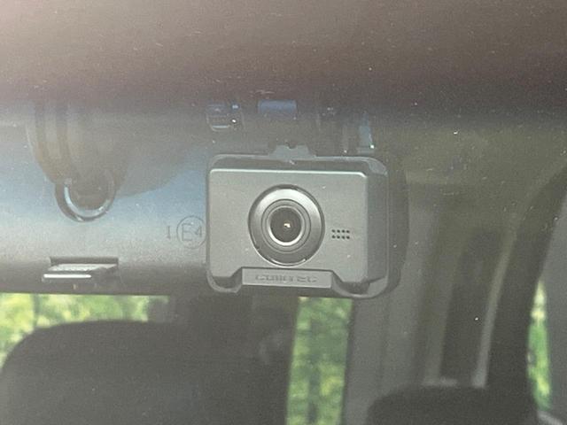 ステップワゴンスパーダ Z クールスピリット 純正9型ナビ 両側電動ドア バックカメラ 7人乗り 禁煙車 ハーフレザーシート ドラレコ スマートキー LEDヘッド ビルトインETC オートライト オートエアコン  CD DVD再生 フルセグ(5枚目)