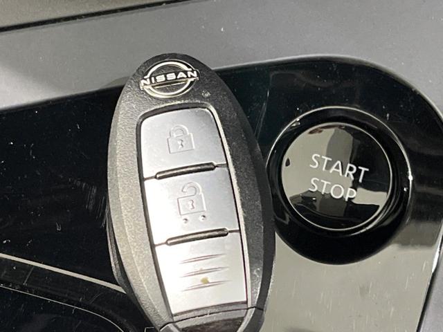 ノート X FOUR メーカー9型ナビ 全周囲カメラ プロパイロット デジタルインナーミラー 衝突軽減装置 ブラインドスポットモニター ステアリングヒーター LEDヘッドライト Bluetooth再生 フルセグ(40枚目)