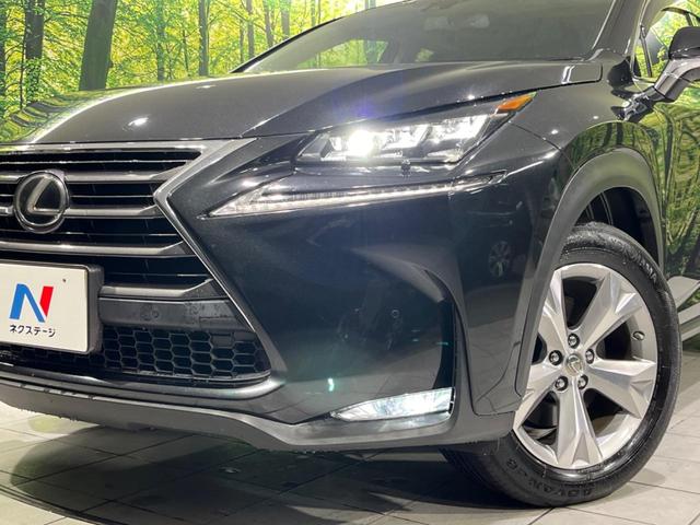 ＮＸ ＮＸ２００ｔ　バージョンＬ　４ＷＤ　サンルーフ　純正ナビ　衝突軽減装置　バックカメラ　レーダークルーズ　シートベンチレーション　ＥＴＣ　Ｂｌｕｅｔｏｏｔｈ　フルセグ　パワーバックドア　クリアランスソナー　３眼ＬＥＤヘッドライト（12枚目）