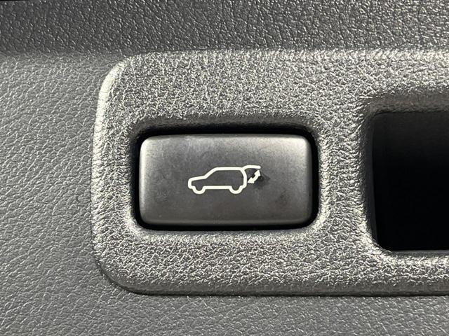 ＮＸ ＮＸ２００ｔ　バージョンＬ　４ＷＤ　サンルーフ　純正ナビ　衝突軽減装置　バックカメラ　レーダークルーズ　シートベンチレーション　ＥＴＣ　Ｂｌｕｅｔｏｏｔｈ　フルセグ　パワーバックドア　クリアランスソナー　３眼ＬＥＤヘッドライト（35枚目）