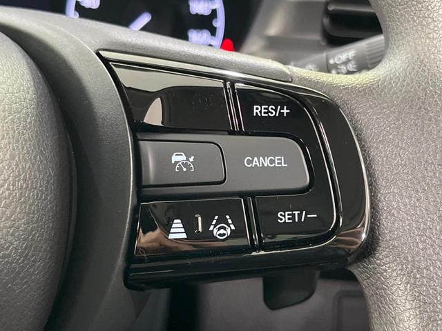 ヴェゼル e:HEV X メーカー9型ナビ 衝突軽減装置 アダプティブクルーズ バックカメラ ETC2.0 Bluetooth再生 フルセグ LEDヘッドライト ワイヤレス充電 オートエアコン スマートキー(5枚目)