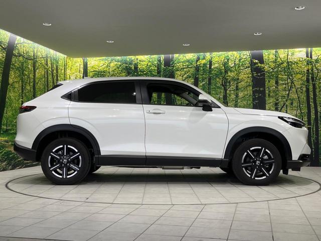 ヴェゼル e:HEV X メーカー9型ナビ 衝突軽減装置 アダプティブクルーズ バックカメラ ETC2.0 Bluetooth再生 フルセグ LEDヘッドライト ワイヤレス充電 オートエアコン スマートキー(26枚目)