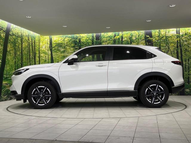 ヴェゼル e:HEV X メーカー9型ナビ 衝突軽減装置 アダプティブクルーズ バックカメラ ETC2.0 Bluetooth再生 フルセグ LEDヘッドライト ワイヤレス充電 オートエアコン スマートキー(27枚目)