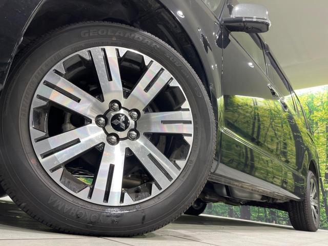 デリカＤ：５ Ｐ　純正１０．１型ナビ　両側電動ドア　全周囲カメラ　衝突軽減システム　レーダークルーズ　禁煙車　電動リアゲート　パワーシート　ブラインドスポットモニター　ＥＴＣ　ドラレコ　ＬＥＤヘッドライト（14枚目）