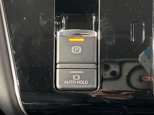 デリカＤ：５ Ｐ　純正１０．１型ナビ　両側電動ドア　全周囲カメラ　衝突軽減システム　レーダークルーズ　禁煙車　電動リアゲート　パワーシート　ブラインドスポットモニター　ＥＴＣ　ドラレコ　ＬＥＤヘッドライト（41枚目）