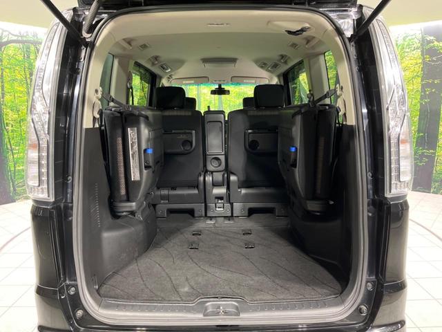 セレナ ハイウェイスター S-ハイブリッド フリップダウンモニター 電動スライドドア SDナビ バックカメラ 衝突被害軽減システム 禁煙車 スマートキー ETC クルコン 車線逸脱警報 オートライト オートエアコン リアサンシェード(45枚目)