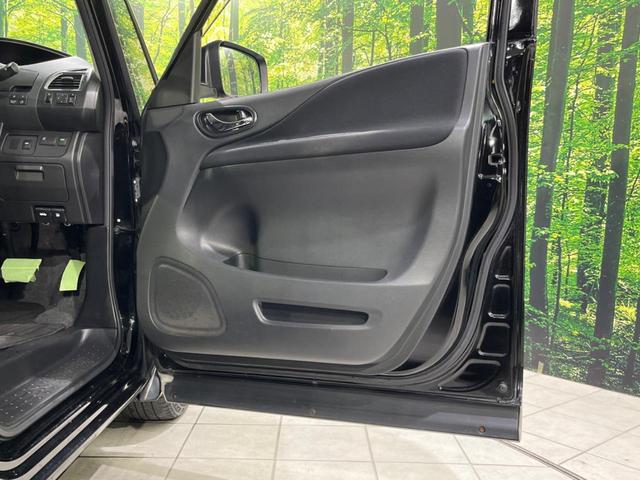 セレナ ハイウェイスター S-ハイブリッド フリップダウンモニター 電動スライドドア SDナビ バックカメラ 衝突被害軽減システム 禁煙車 スマートキー ETC クルコン 車線逸脱警報 オートライト オートエアコン リアサンシェード(51枚目)