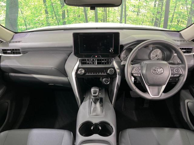 ハリアー Ｓ　純正８型ディスプレイオーディオ　禁煙車　衝突軽減装置　バックカメラ　レーダークルーズ　ブラインドスポットモニター　Ｂｌｕｅｔｏｏｔｈ再生　フルセグ　ＥＴＣ　オートエアコン　ＬＥＤヘッドライト（2枚目）