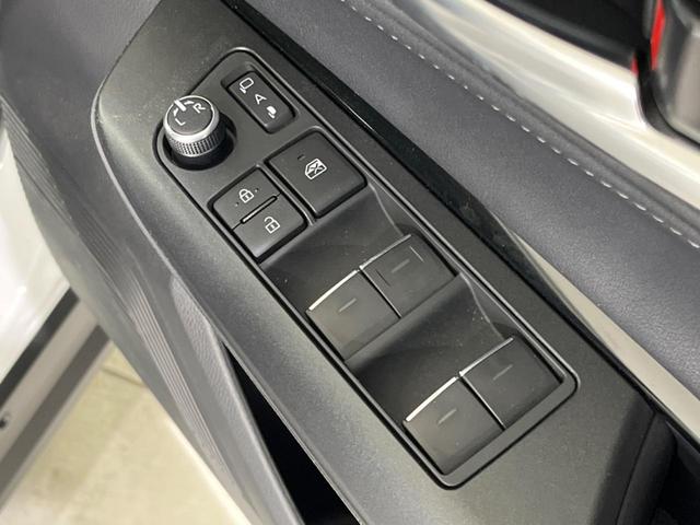 ハリアー Ｓ　純正８型ディスプレイオーディオ　禁煙車　衝突軽減装置　バックカメラ　レーダークルーズ　ブラインドスポットモニター　Ｂｌｕｅｔｏｏｔｈ再生　フルセグ　ＥＴＣ　オートエアコン　ＬＥＤヘッドライト（34枚目）