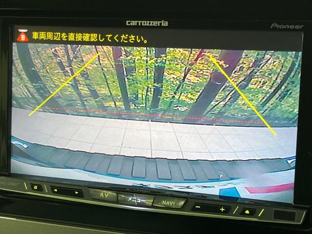 レガシィアウトバック リミテッド　４ＷＤ　サンルーフ　ＳＤナビ　バックカメラ　衝突軽減システム　レーダークルーズ　禁煙車　電動リアゲート　レザーシート　シートヒーター　スマートキー　ＬＥＤヘッド　ＥＴＣ　車線逸脱警報　オートライト（5枚目）