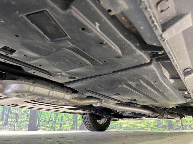 レガシィアウトバック リミテッド　４ＷＤ　サンルーフ　ＳＤナビ　バックカメラ　衝突軽減システム　レーダークルーズ　禁煙車　電動リアゲート　レザーシート　シートヒーター　スマートキー　ＬＥＤヘッド　ＥＴＣ　車線逸脱警報　オートライト（22枚目）