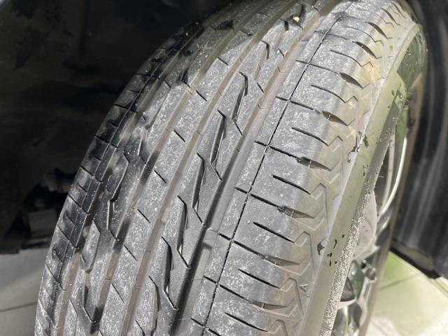 レガシィアウトバック リミテッド　４ＷＤ　サンルーフ　ＳＤナビ　バックカメラ　衝突軽減システム　レーダークルーズ　禁煙車　電動リアゲート　レザーシート　シートヒーター　スマートキー　ＬＥＤヘッド　ＥＴＣ　車線逸脱警報　オートライト（30枚目）