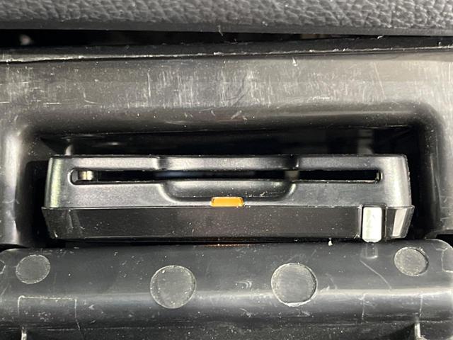 レガシィアウトバック リミテッド　４ＷＤ　サンルーフ　ＳＤナビ　バックカメラ　衝突軽減システム　レーダークルーズ　禁煙車　電動リアゲート　レザーシート　シートヒーター　スマートキー　ＬＥＤヘッド　ＥＴＣ　車線逸脱警報　オートライト（37枚目）