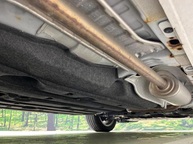 ヴェゼル ハイブリッドZ・ホンダセンシング 純正ナビ バックカメラ 衝突被害軽減システム レーダークルーズ 禁煙車  シートヒーター スマートキー LEDヘッド ETC 車線逸脱警報 オートライト デュアルエアコン 電動パーキングブレーキ(22枚目)