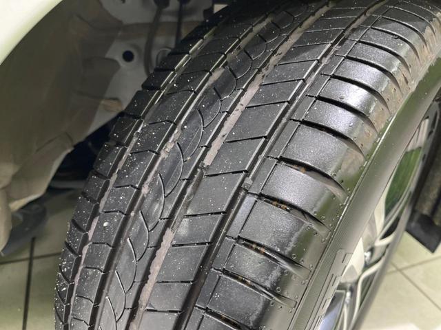 ヴェゼル ハイブリッドZ・ホンダセンシング 純正ナビ バックカメラ 衝突被害軽減システム レーダークルーズ 禁煙車  シートヒーター スマートキー LEDヘッド ETC 車線逸脱警報 オートライト デュアルエアコン 電動パーキングブレーキ(60枚目)