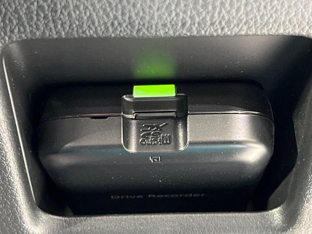 ハイゼットトラック ジャンボＳＡＩＩＩｔ　４ＷＤ　純正ナビ　衝突被害軽減システム　禁煙車　ＬＥＤヘッド　ＥＴＣ　オートライト　Ｂｌｕｅｔｏｏｔｈ　ＣＤ　ＤＶＤ再生　ＬＥＤフォグ　１５インチアルミ　キーレスエントリー（49枚目）