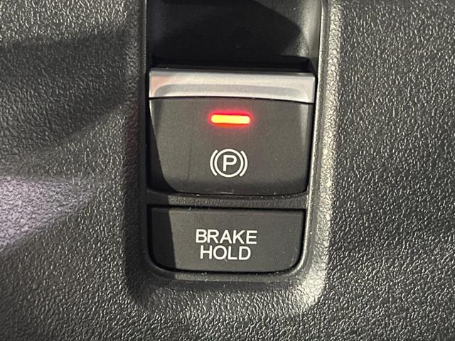 N-BOXカスタム ベースグレード 4WD 両側電動ドア 純正8型ナビ バックカメラ 衝突被害軽減システム レーダークルーズ 禁煙車 コーナーセンサー スマートキー LEDヘッド ETC 車線逸脱警報 オートライト Bluetooth(42枚目)