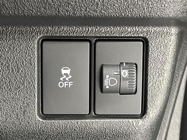 N-BOXカスタム ベースグレード 4WD 両側電動ドア 純正8型ナビ バックカメラ 衝突被害軽減システム レーダークルーズ 禁煙車 コーナーセンサー スマートキー LEDヘッド ETC 車線逸脱警報 オートライト Bluetooth(49枚目)