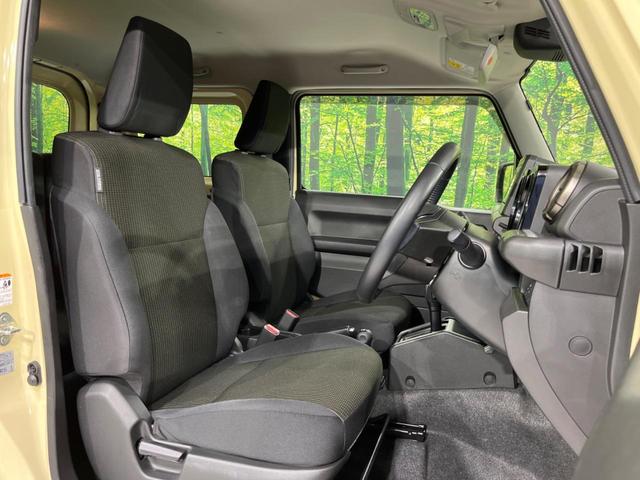 ジムニー ＸＣ　ＳＤナビ　ターボ　衝突被害軽減システム　禁煙車　スマートキー　ＬＥＤヘッド　ルーフレール　シートヒーター　ＥＴＣ　クルコン　オートハイビーム　オートライト　オートエアコン　Ｂｌｕｅｔｏｏｔｈ　ＣＤ（9枚目）